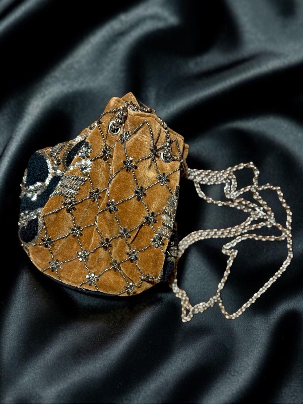Free People Vintage Beaded Velvet Treasure Pouch - Picture 13 of 14